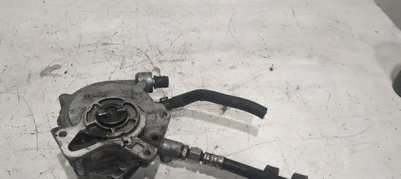 Volkswagen Touareg I Vacuum pump 070145209