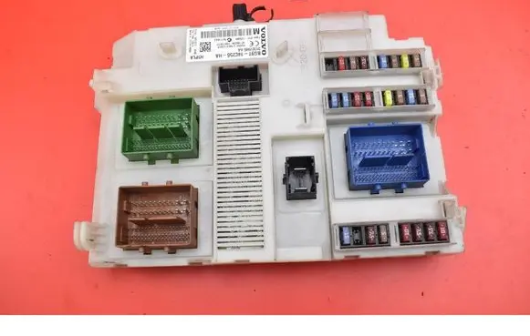 Volvo XC60 Fuse box set BG9T-14C256-HA