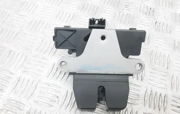 Tailgate/trunk/boot lock/catch/latch