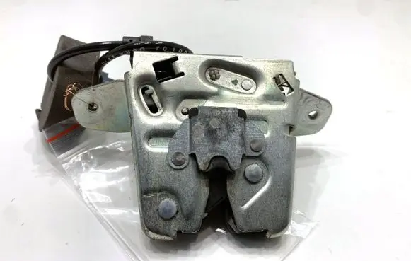 Mercedes-Benz GLE (W166 - C292) Tailgate exterior lock A2047400735