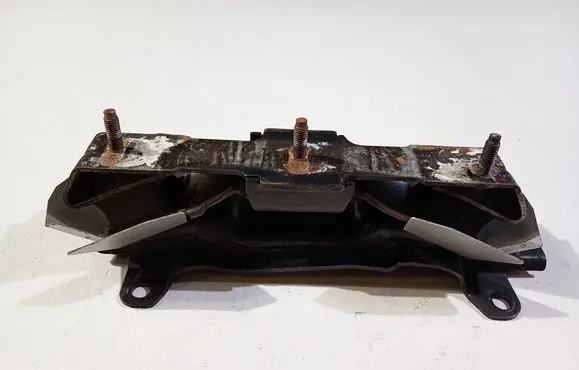 Dodge RAM Gearbox mounting bracket P68264784AE