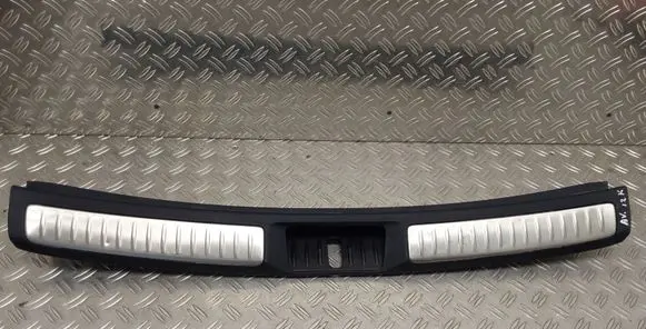 Toyota Avensis T270 Trunk/boot sill cover protection 5838705110