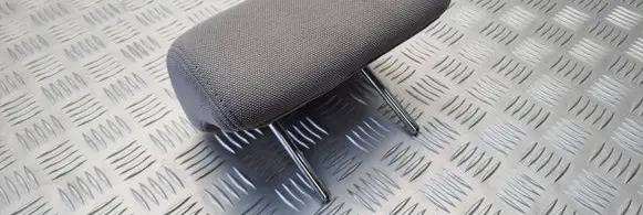 Lexus IS 220D-250-350 Rear seat headrest