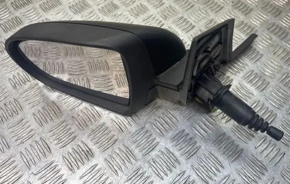 Mitsubishi Colt Front door electric wing mirror E9024259 E9014259