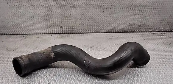 Volvo XC90 Intercooler hose/pipe 