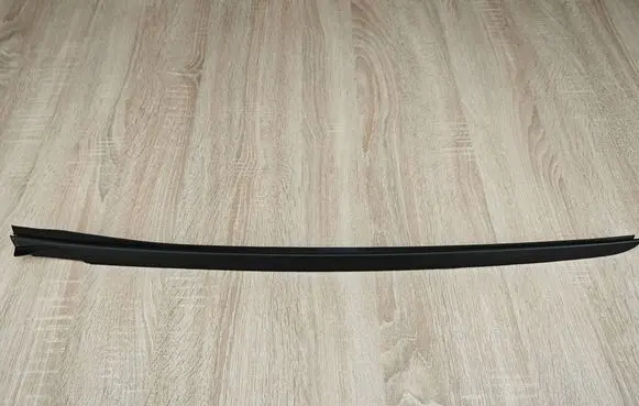 BMW 4 G22 G23 G24 G26 Windshield trim 7475009
