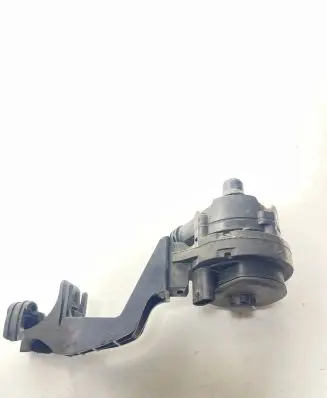BMW 5 G30 G31 Electric auxiliary coolant/water pump 9372723