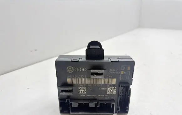 Volkswagen Touareg II Door control unit/module 4H0959792F 4H0959792
