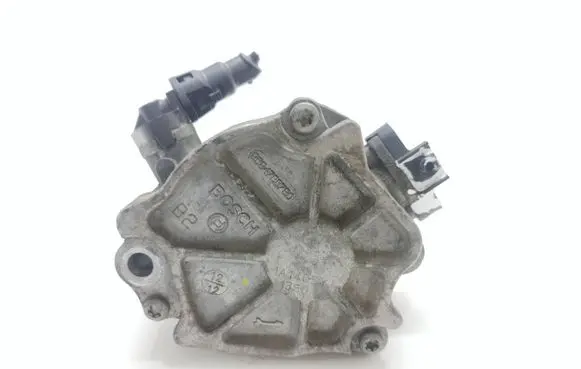 Peugeot Partner Vacuum pump 9684786780