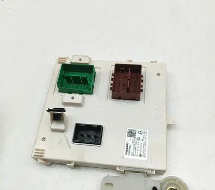 Volvo XC90 Central body control module 31684742 31684742AA