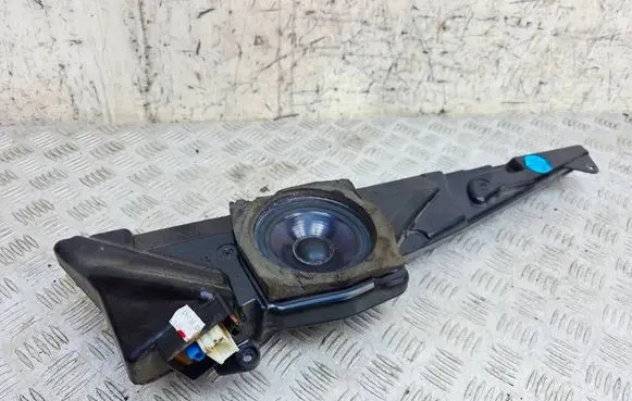 BMW 5 E39 Front door speaker 8360781 65138360781
