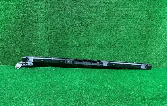 Opel Crossland X Rear bumper mounting bracket 39097399
