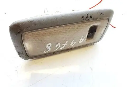 Toyota Avensis T220 Rear seat light vg13