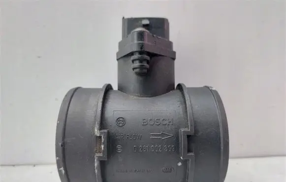 Alfa Romeo 147 Mass air flow meter