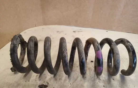 Mercedes-Benz C W204 Rear coil spring