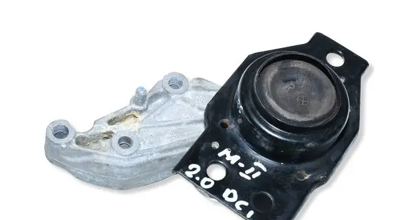 Renault Megane II Engine mounting bracket 500900300F