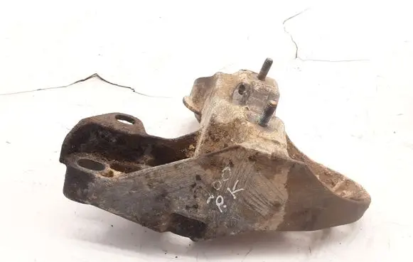 Audi A6 S6 C5 4B Engine mounting bracket 4B0199351D