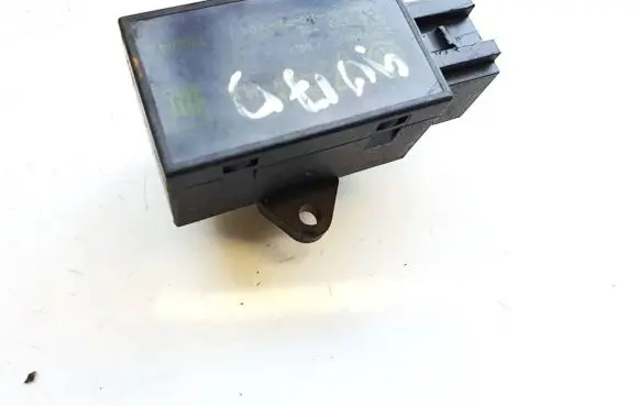 Volkswagen Touareg I Other relay 7l0959772