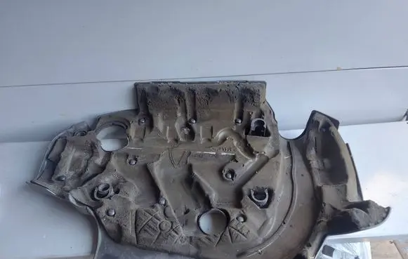 Volvo V50 Engine cover (trim) 30777929