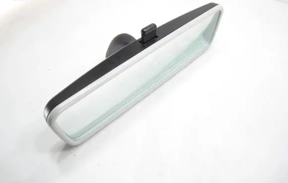 Rear view mirror (interior)