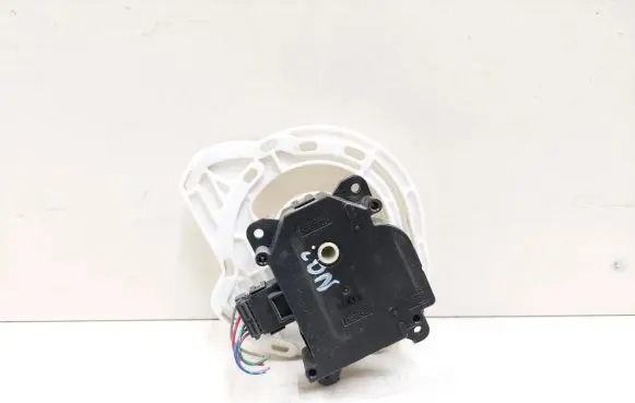 Peugeot iOn Air flap motor/actuator