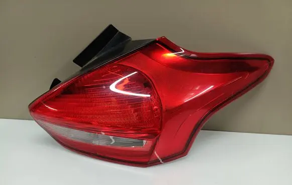 Ford Focus Rear/tail lights F1EB13484CF
