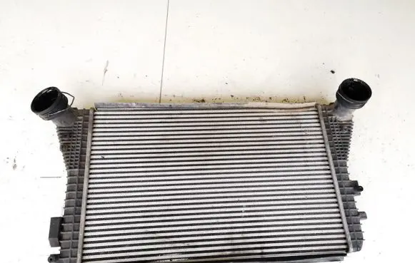 Skoda Octavia Mk2 (1Z) Intercooler radiator 1k0145803bb