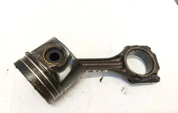 Seat Toledo I (1L) Piston with connecting rod 79l46 m071