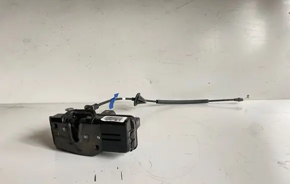 Tesla Model S Front door lock 160799100E 1607991