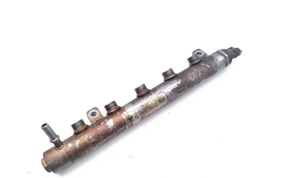 Renault Trafic III (X82) Fuel main line pipe 8201044829 175216420R