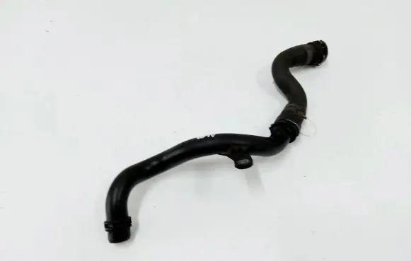 Audi A4 S4 B9 Engine coolant pipe/hose 8W0122101H