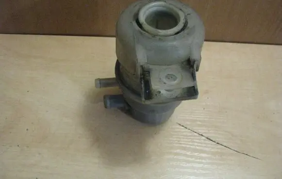 Dodge Avenger Power steering fluid tank/reservoir
