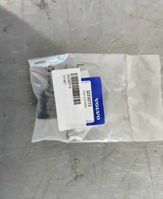 Volvo XC90 Other front door trim element 32310773