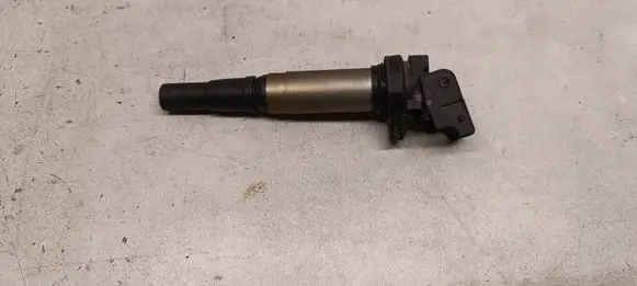 Citroen C5 Aircross High voltage ignition coil 19005293