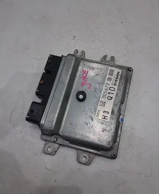 Nissan Juke I F15 Engine control unit/module ECU 305672