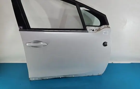 Peugeot 2008 I Front door IMPRK1601491