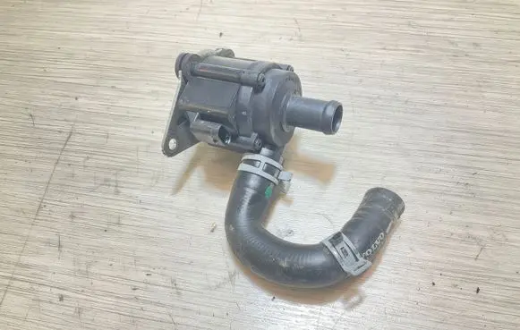Volvo XC90 Electric auxiliary coolant/water pump 31338211 518705