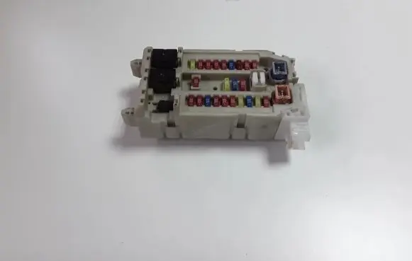 Isuzu D-Max Fuse module PPT25P5
