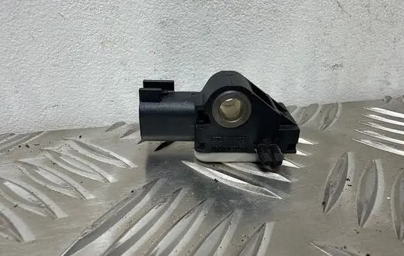 Volvo V70 Airbag deployment crash/impact sensor 31264395