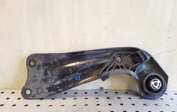 Skoda Octavia Mk2 (1Z) Rear upper control arm/wishbone 1K0505226H