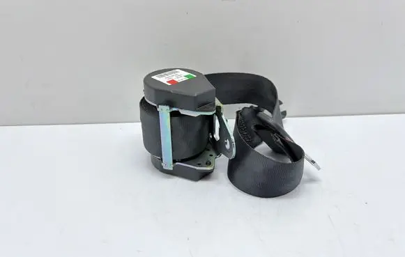 BMW X3 F25 Rear seatbelt 620192500