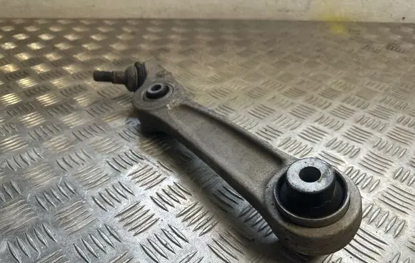 Rear upper control arm/wishbone