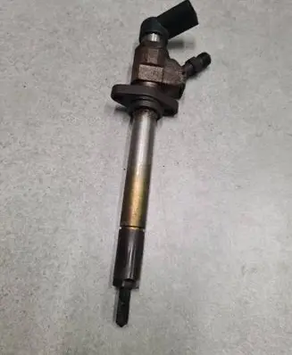 Ford Mondeo MK IV Fuel injector 9657144580