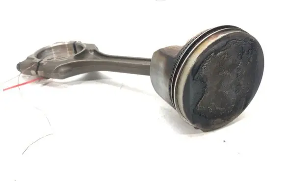 Honda CR-V Piston with connecting rod R20A2