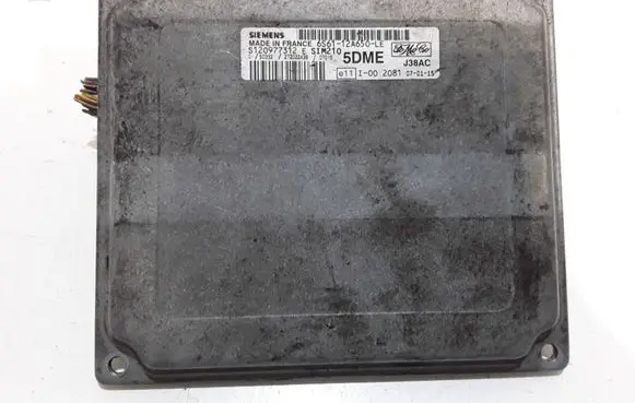 Ford Fiesta Engine control unit/module 6S6112A650