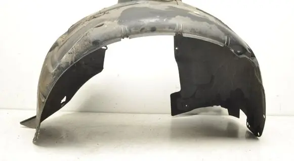 Volvo C70 Front arch 31323190