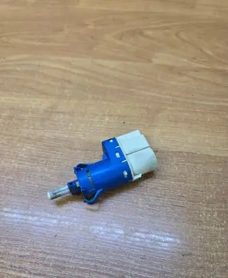 Volvo V70 Brake pedal sensor switch 3M5T9C872AC