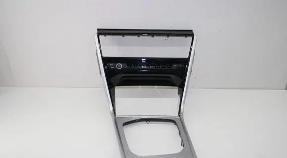 BMW 8 G15 Other center console (tunnel) element 