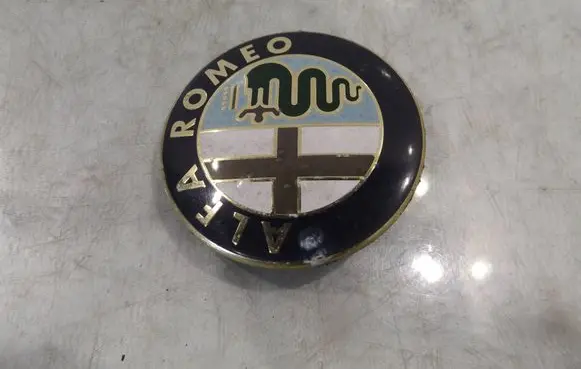 Alfa Romeo 147 Rear door emblem/model letters 