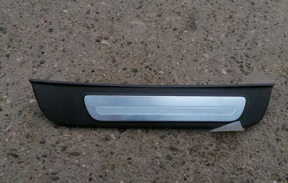 Audi A5 8T 8F Rear sill trim cover 8T8853376